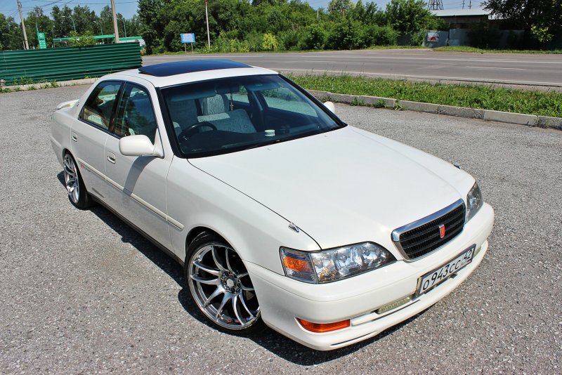 Toyota Cresta roulant s