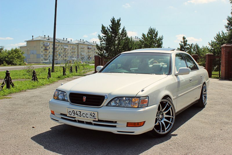 Toyota Cresta 100