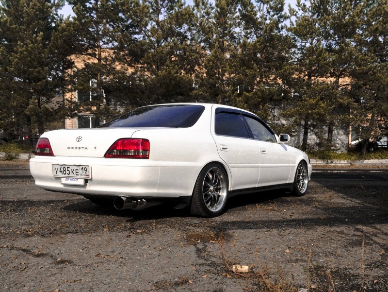 Toyota Cresta 100 кузов