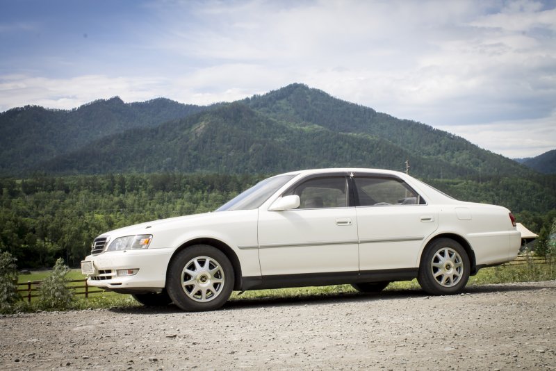 Toyota Cresta 100 1998