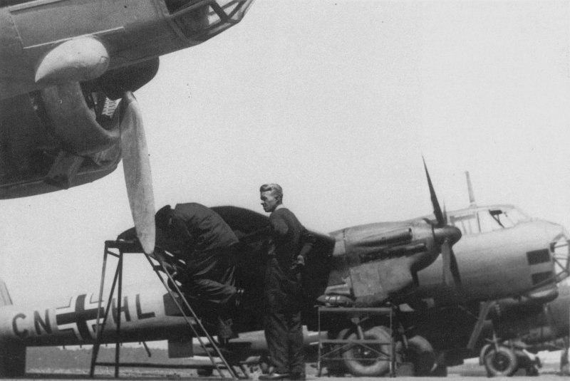 Шильдик самолета Дорнье do-217
