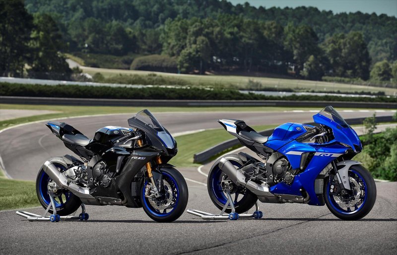 Ямаха YZF r1 2020