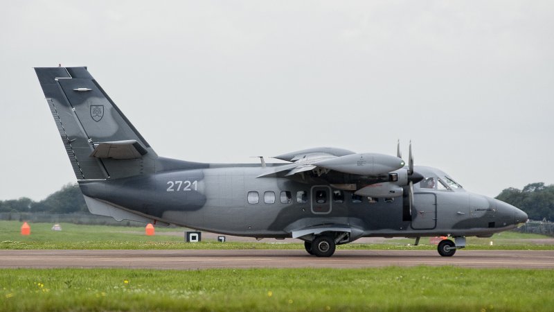 L-140 самолет