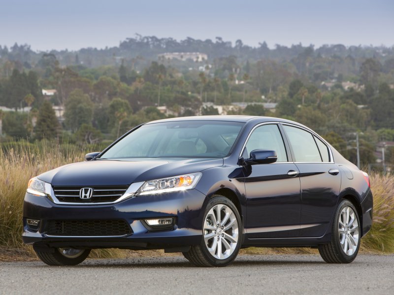 Honda Accord IX 2013