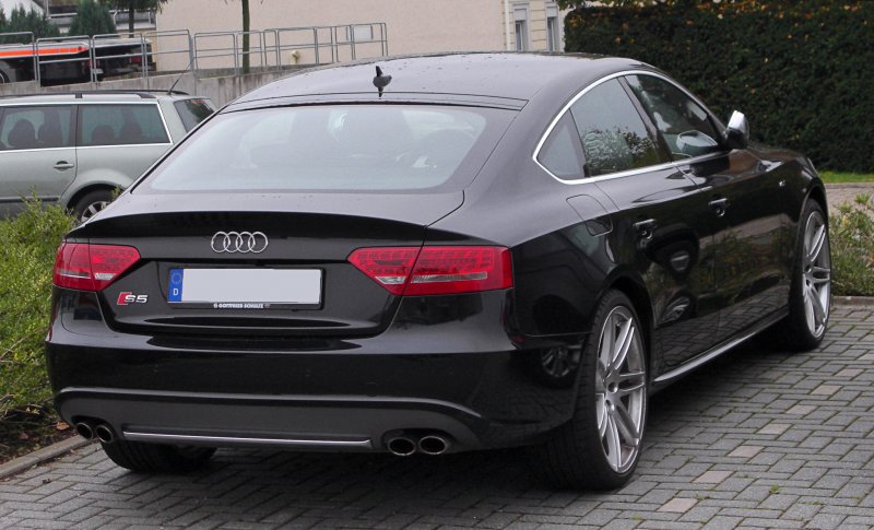 A5 Audi черная сзади