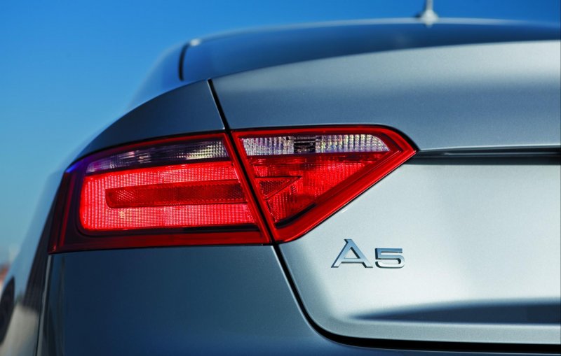 Audi a5 b8 Sportback зад