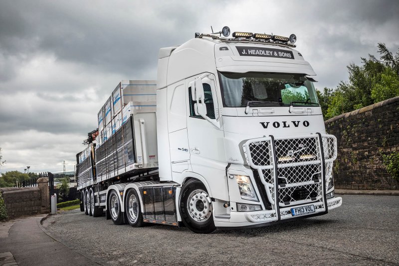Тягач Volvo FH