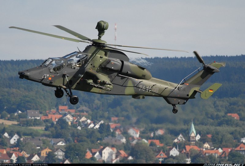 H225 вертолет