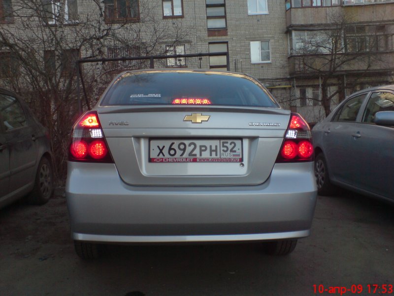 Chevrolet Aveo 2008 седан сзади