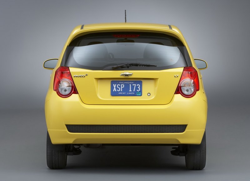 Chevrolet Aveo хэтчбек 2008 сзади