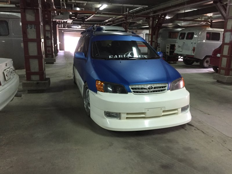 Toyota ipsum 1996 года