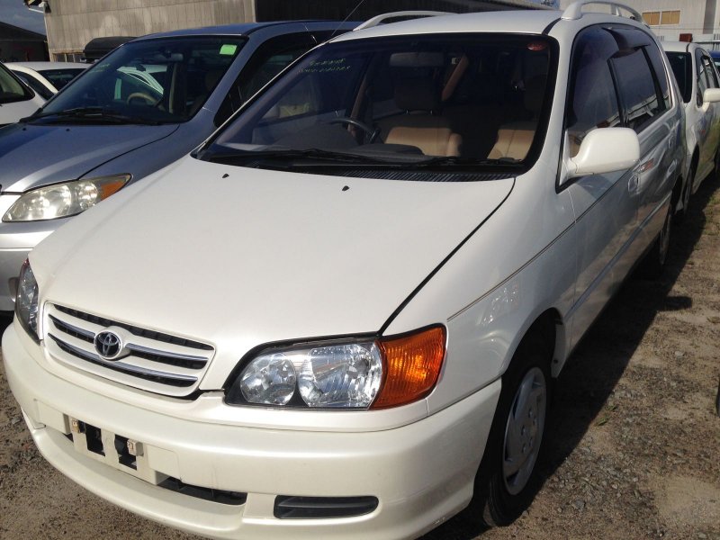 Toyota ipsum sxm10 1999