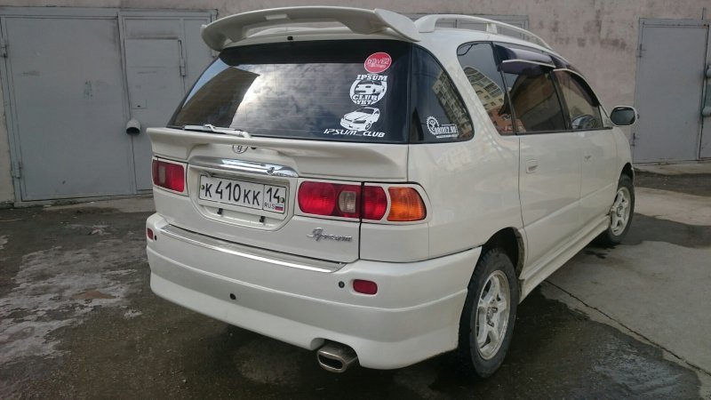 Toyota ipsum sxm10 ноускат
