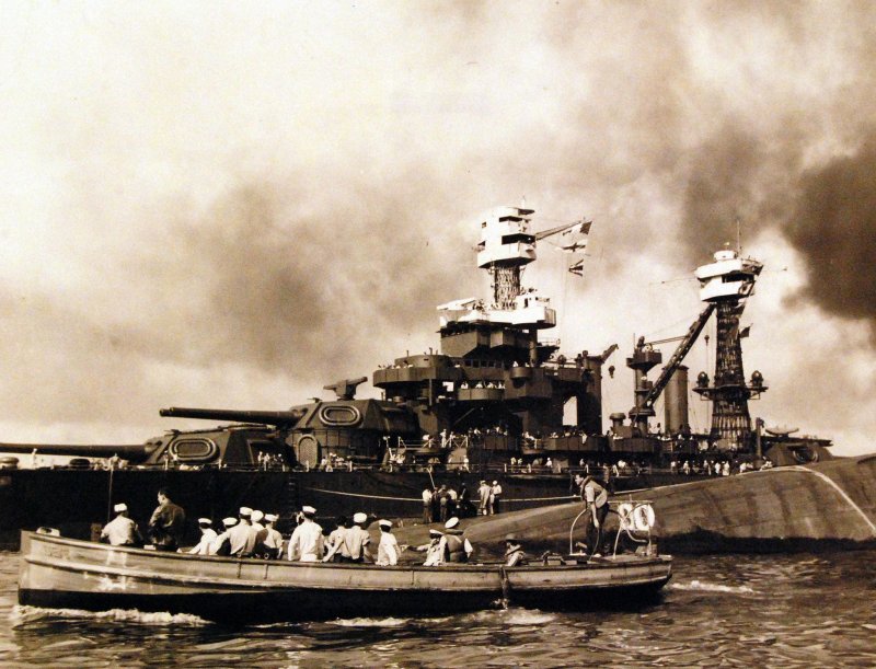 Линкор USS Oklahoma (BB-37)