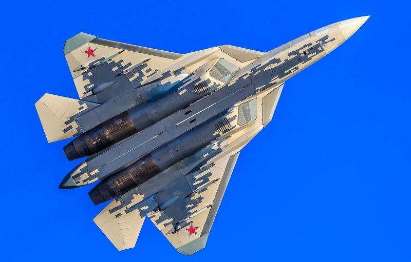 Самолет Су-57