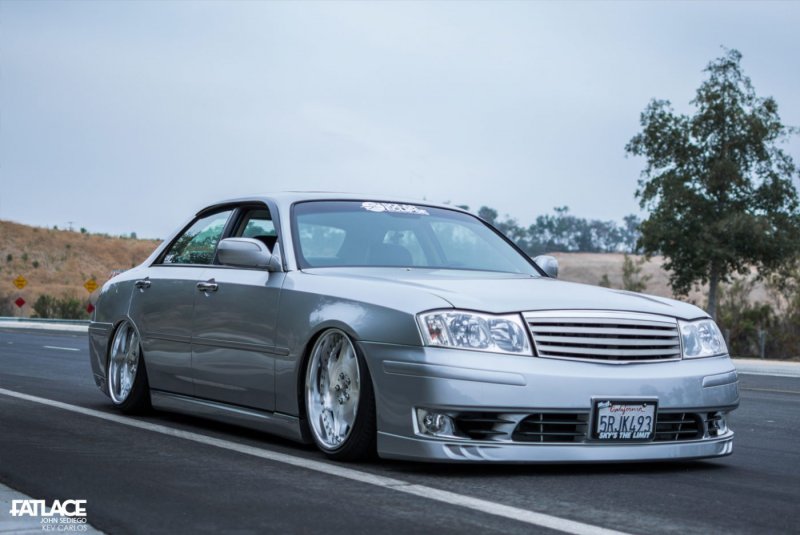 Nissan Cedric 34 stance