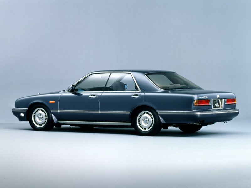 Nissan Gloria cima 1988
