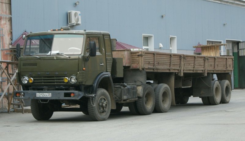 КАМАЗ 53