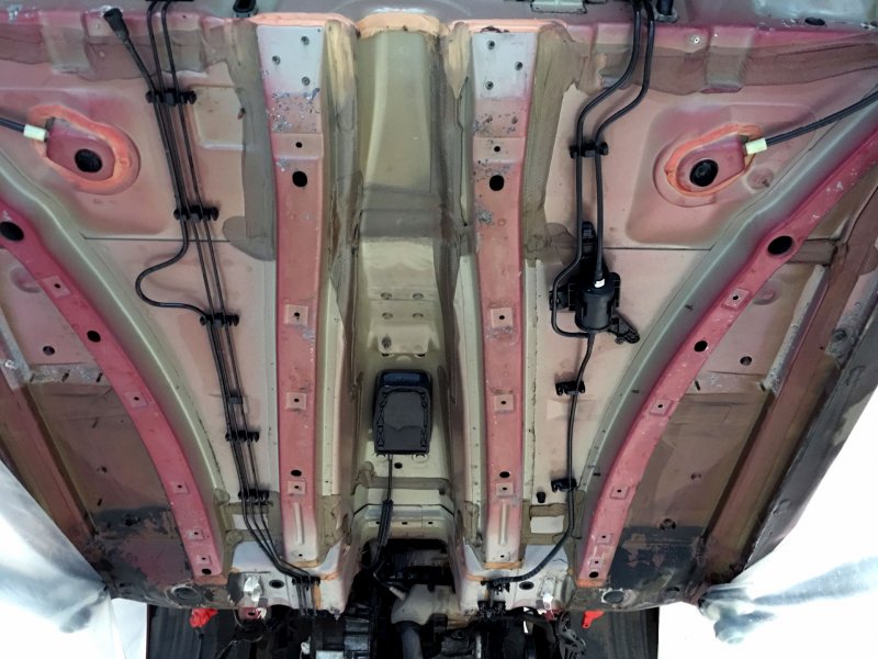 Peugeot 406 днище