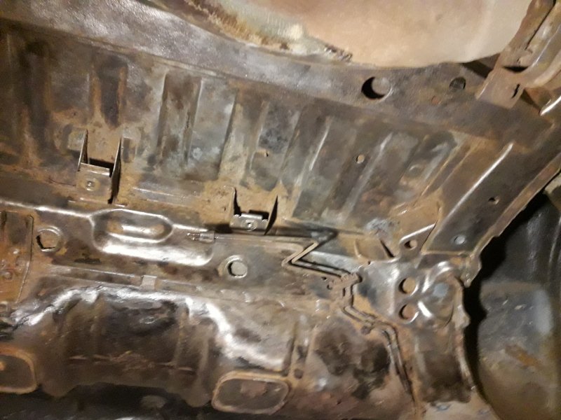 Peugeot 307 SW днище