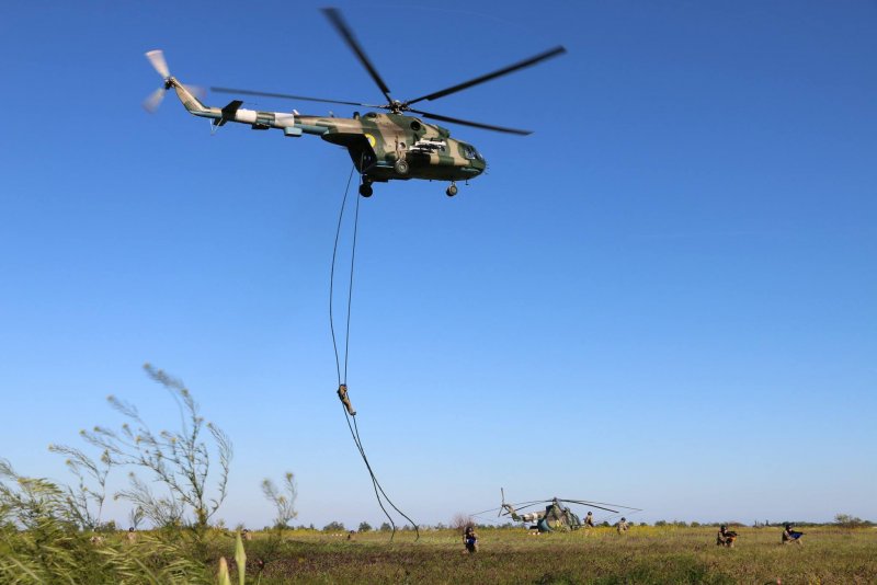 Десантирование с вертолета ми-8