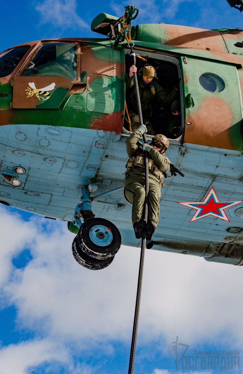 Десантное оборудование вертолета ми-8