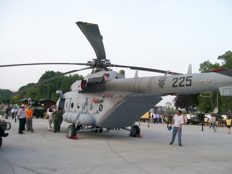 Вертолет ми-171ш России