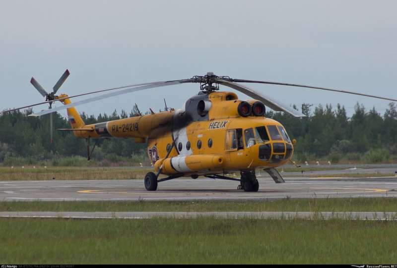 Ми-8 вертолёт