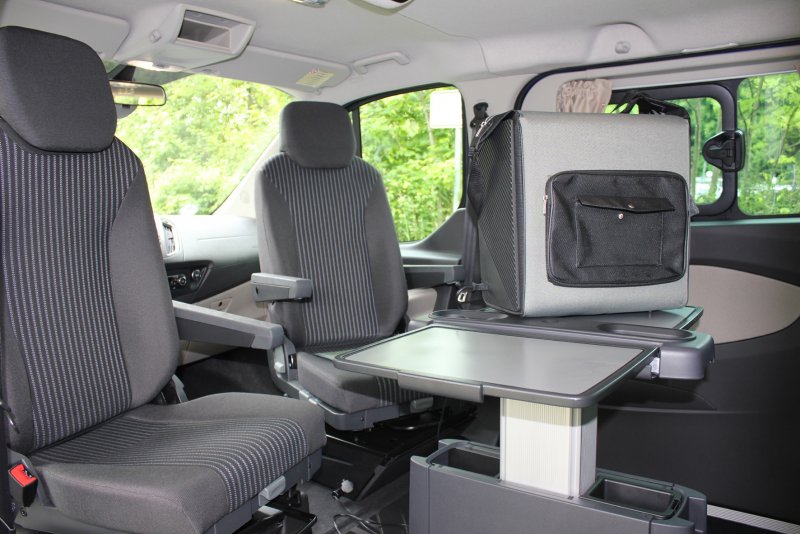 Ford Tourneo Bus салон