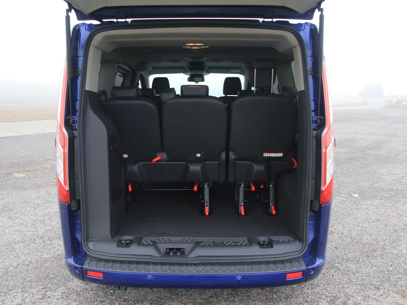 Ford Tourneo Custom габариты салона
