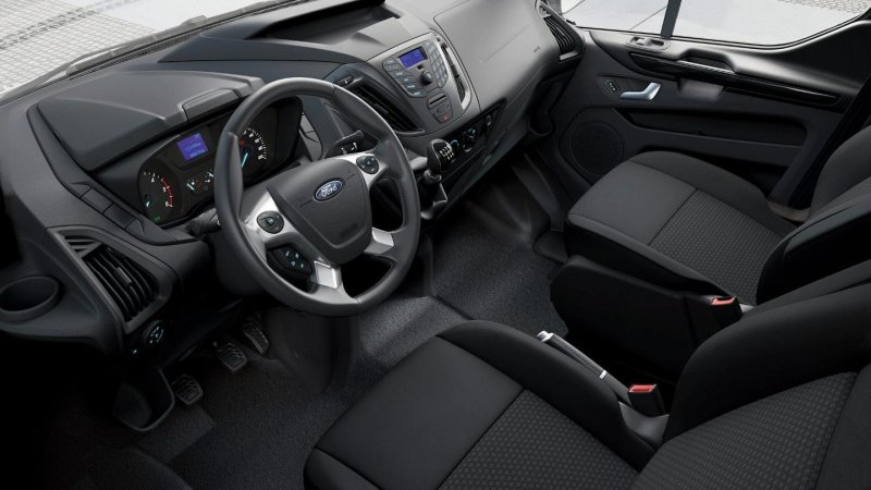 Ford Tourneo Custom 2017 салон