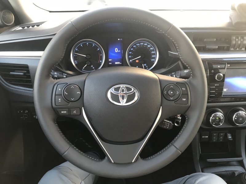 Руль Toyota Corolla 150