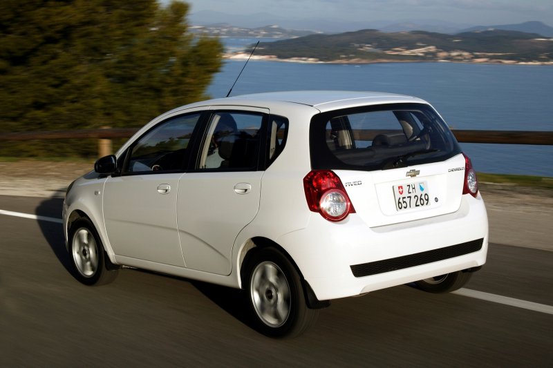 Chevrolet Aveo хэтчбек т300
