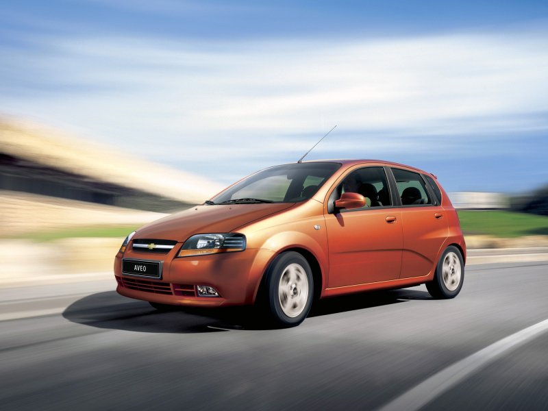 Chevrolet Aveo хэтчбек 2004