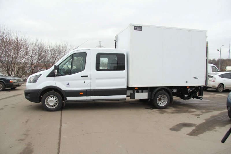 Ford Transit 470e