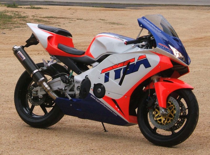 Honda SBR 400 RR