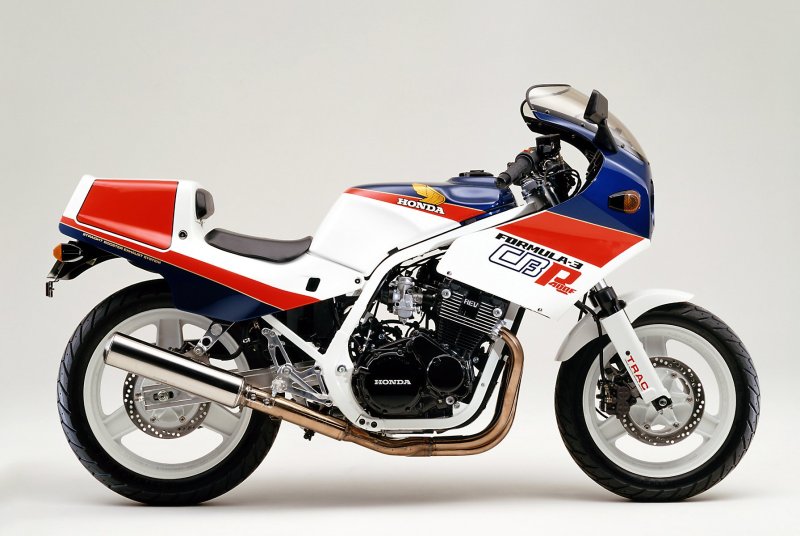 Honda cbr400rr 1996