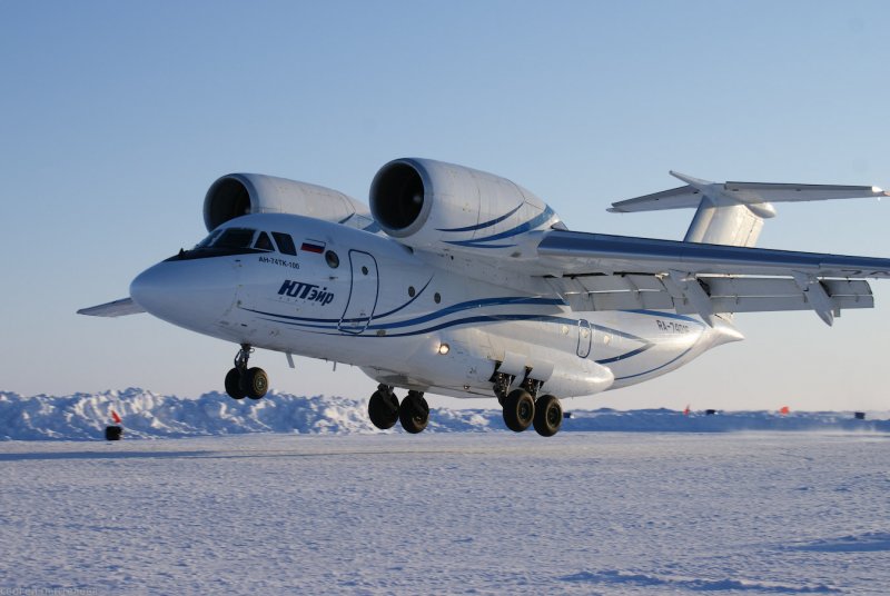 АН-74 транспортный самолёт
