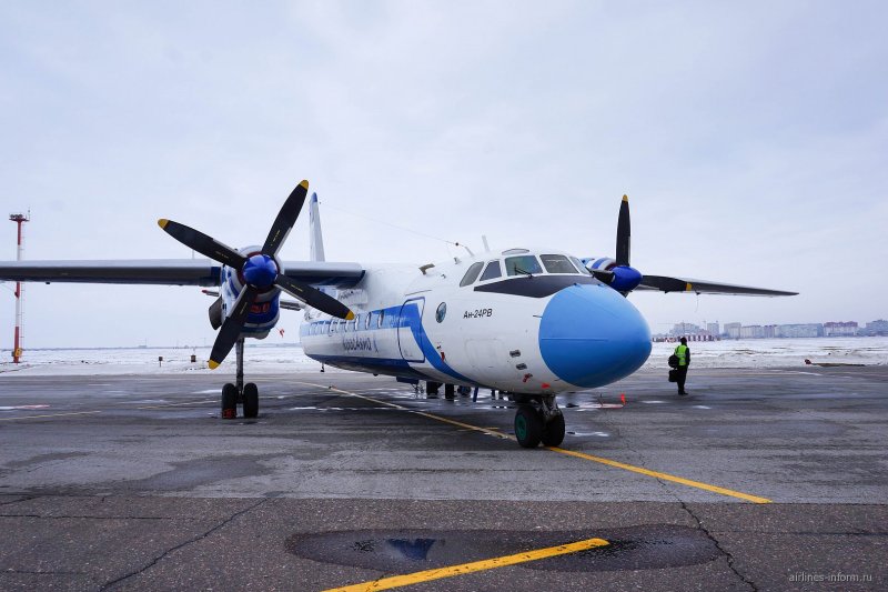 Самолёт АН 24 КРАСАВИА