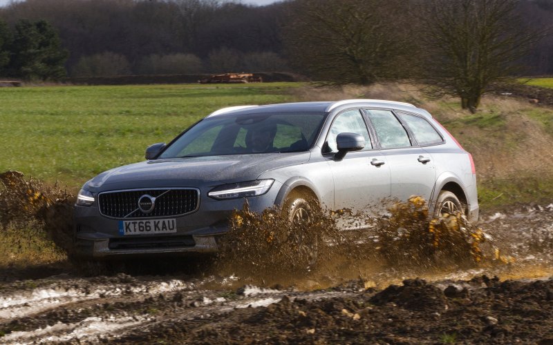 Volvo v90 Cross Country 2019