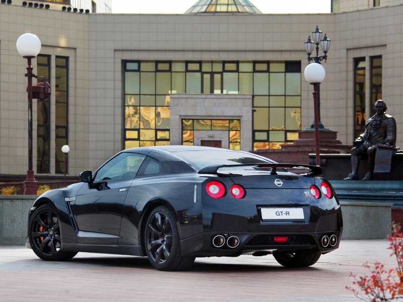 Nissan gt-r 35