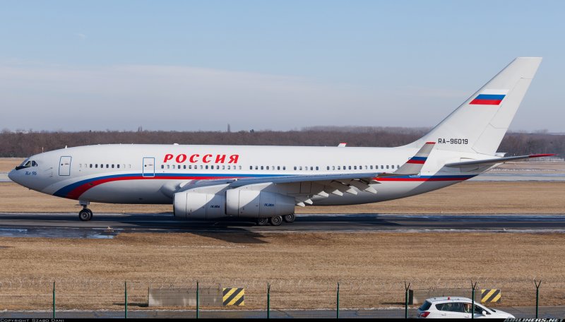 Кабина самолета ту 204