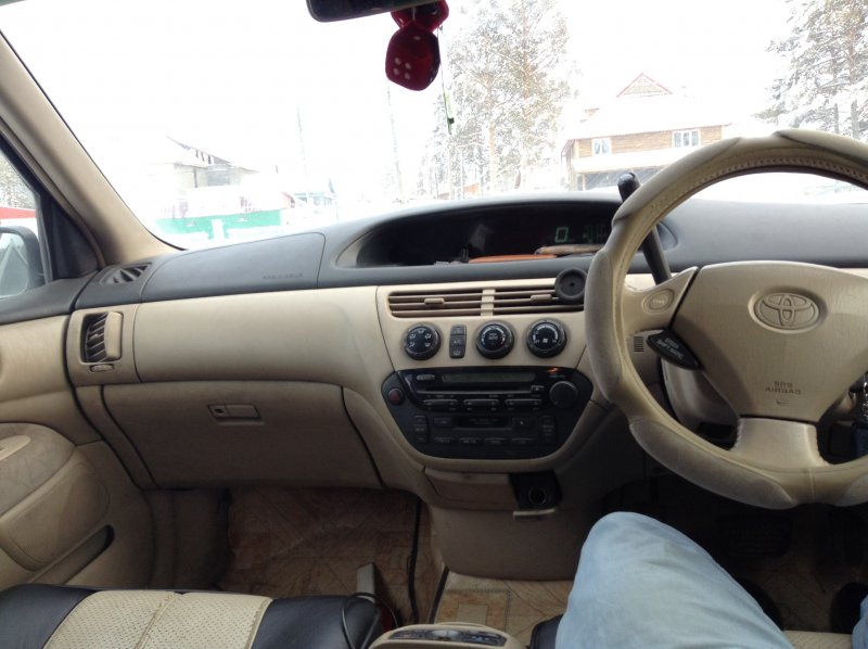 Toyota Vista Ardeo 2000 салон