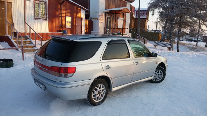 Toyota Виста Ардео