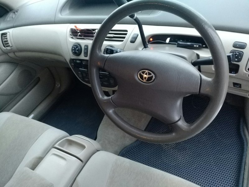 Toyota Vista Ardeo 1999 салон