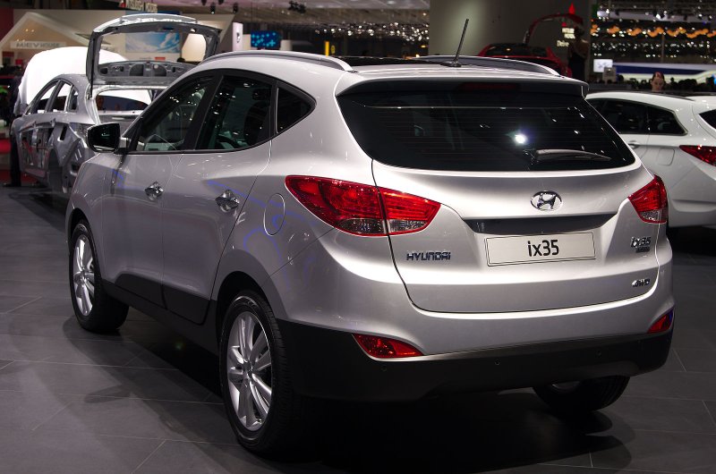Hyundai ix35 седан