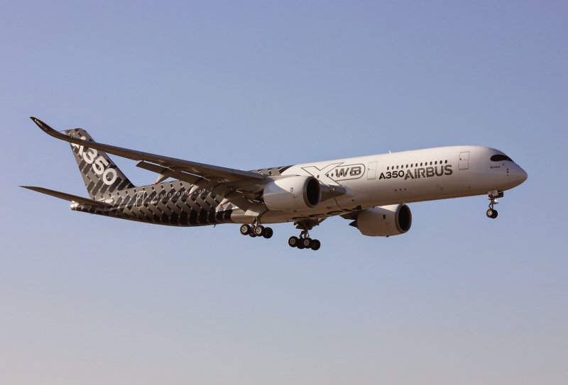 Самолет a350-1000