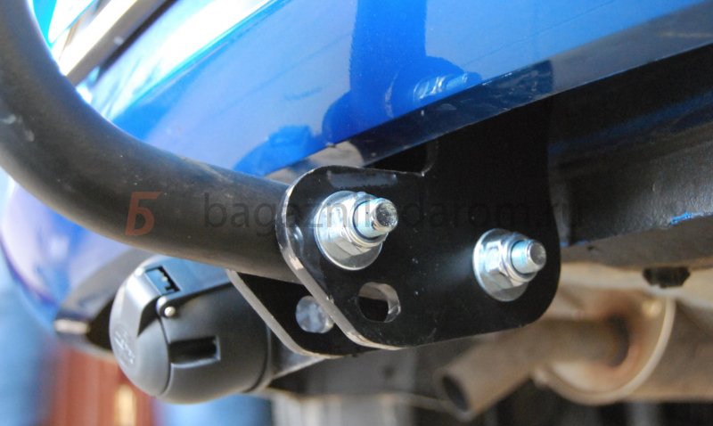 Фаркоп Рено Логан 2