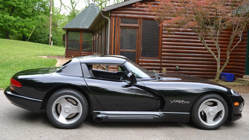 Dodge Viper 1980