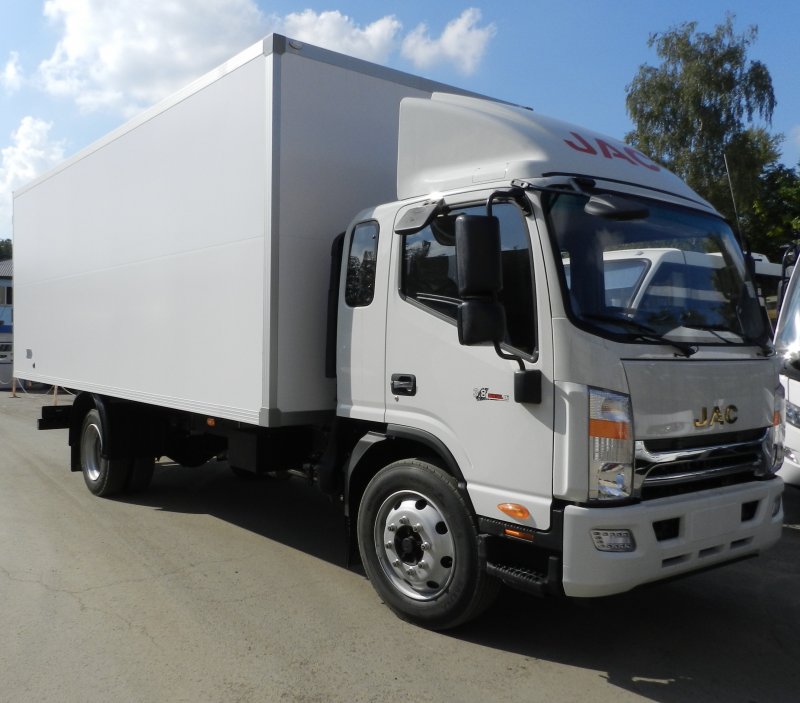 Isuzu NPR 75 мультилифт